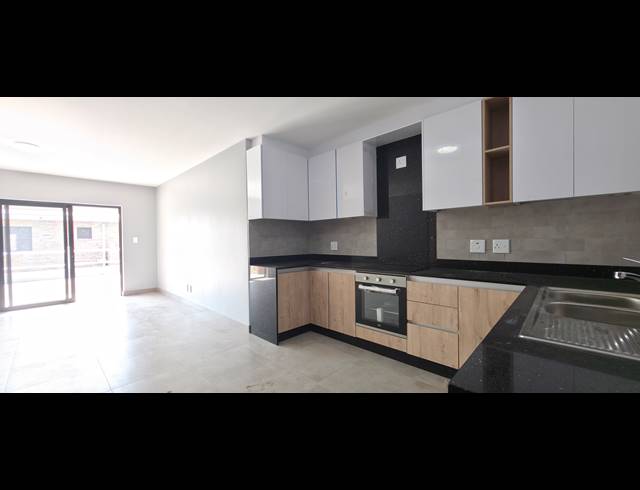 2 BEDROOM APARTMENT FOR SALE IN ESCOMBE